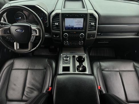 Used 2020 Ford Expedition Max XLT w/ Equipment Group 202A RWD image 12