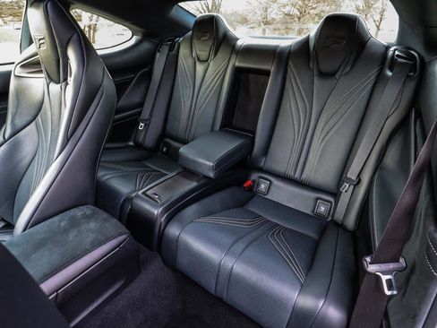 Used 2016 Lexus RC F image 40