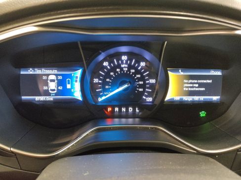 Used 2018 Ford Fusion Titanium image 23