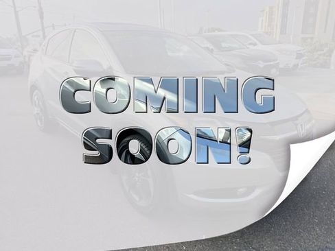 Used 2018 Honda HR-V EX image 1