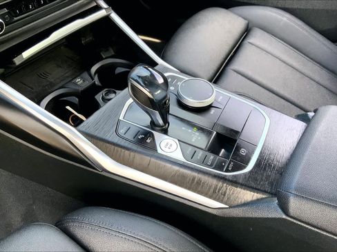 Used 2021 BMW 330e w/ Premium Package image 15