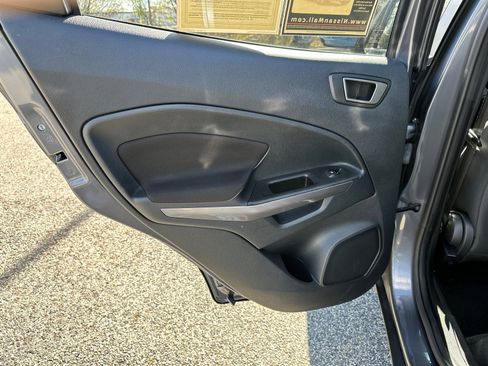 Used 2021 Ford EcoSport SE image 21