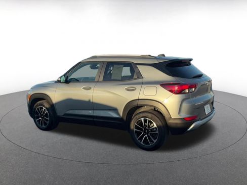 Used 2025 Chevrolet TrailBlazer LT image 10