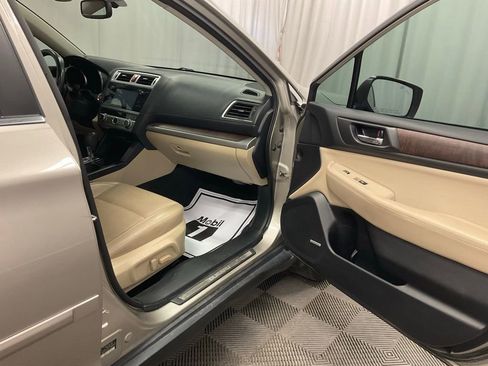 Used 2016 Subaru Outback 2.5i Limited image 33