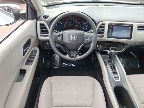 Used 2016 Honda HR-V EX image 11