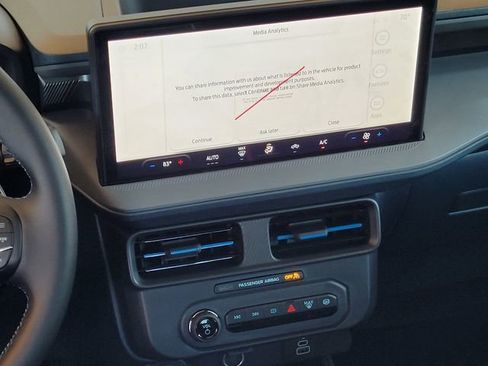 New 2026 Ford Maverick Lobo AWD/4WD image 17
