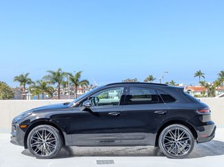 Certified 2024 Porsche Macan AWD/4WD video 2