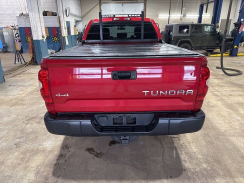 Used 2017 Toyota Tundra SR5 image 3
