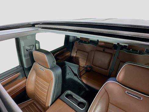 Used 2024 GMC Sierra 3500 Denali Ultimate image 14