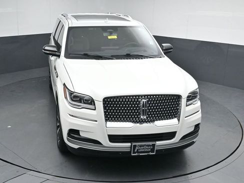 Used 2024 Lincoln Navigator Reserve image 48