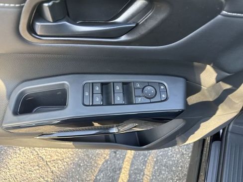 New 2026 Nissan Pathfinder SV image 28