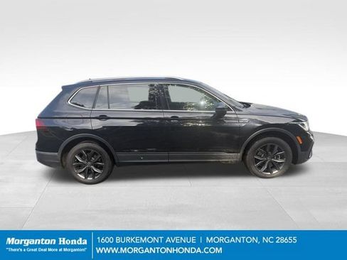 Used 2023 Volkswagen Tiguan SE FWD image 10