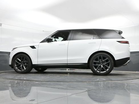 Used 2024 Land Rover Range Rover Sport SE AWD/4WD image 46