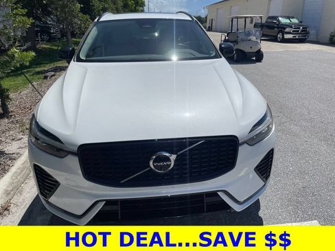 Used 2024 Volvo XC60 B5 Plus AWD/4WD image 2