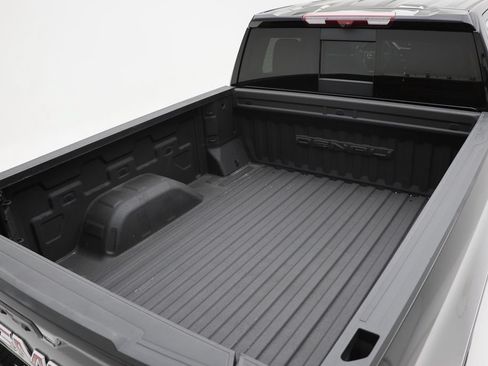 Used 2024 GMC Sierra 1500 Denali w/ Denali Reserve Package AWD/4WD image 15