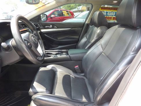 Used 2016 Nissan Maxima 3.5 SL FWD image 10