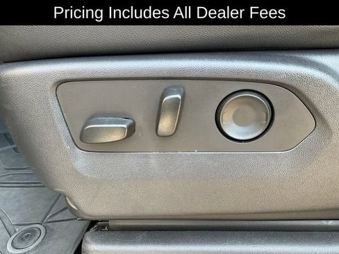 Used 2023 Chevrolet Silverado 1500 ZR2 w/ Technology Package AWD/4WD image 6