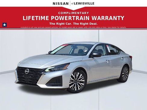 Certified 2025 Nissan Altima 2.5 SV FWD image 1