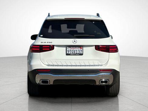 Certified 2025 Mercedes-Benz GLB 250 GLB 250 image 8