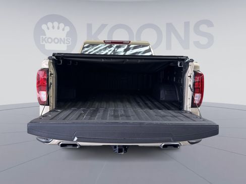 Used 2023 GMC Sierra 1500 Elevation image 25