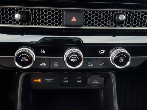 Used 2025 Honda Civic Sport image 26