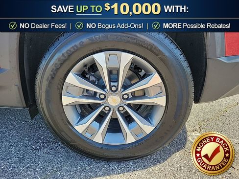 New 2026 Chevrolet Equinox LT w/ Convenience Package II FWD image 11