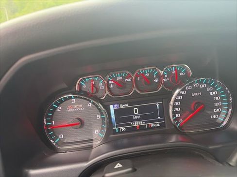 Used 2018 Chevrolet Silverado 1500 LT w/ All Star Edition AWD/4WD image 4