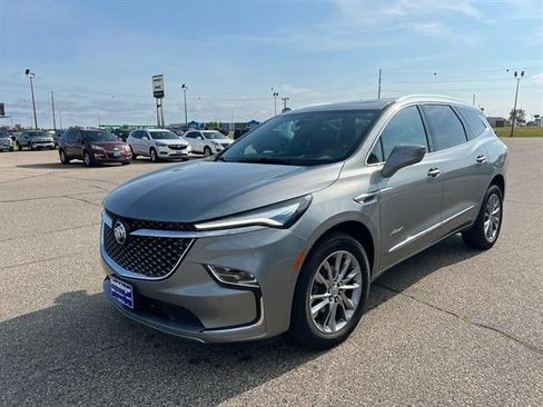 Used 2024 Buick Enclave Avenir w/ Avenir Technology Package AWD/4WD image 6