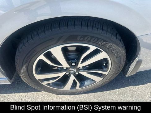 Used 2019 Honda Odyssey Elite image 17