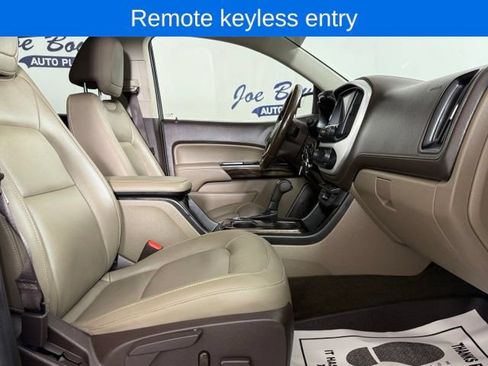 Used 2017 GMC Canyon SLT w/ Driver Alert Package AWD/4WD image 16