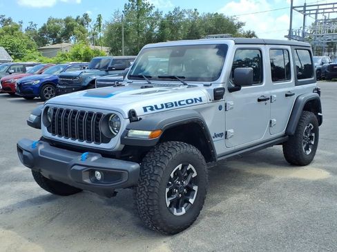 Used 2024 Jeep Wrangler Unlimited Rubicon 4xe AWD/4WD image 3