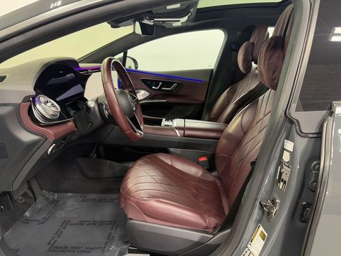 Certified 2023 Mercedes-Benz EQS 580 580 image 8