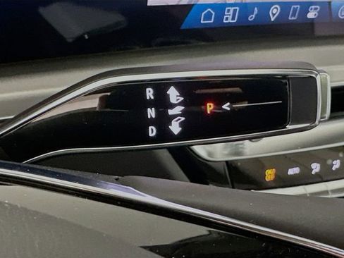 New 2026 Cadillac Lyriq Premium Luxury AWD/4WD image 16