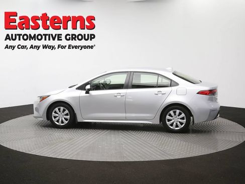 Used 2022 Toyota Corolla LE FWD image 59