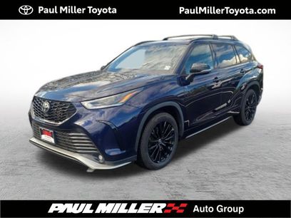 Used 2023 Toyota Highlander XSE