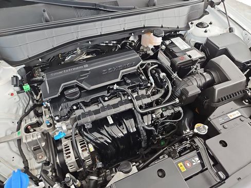 Used 2025 Hyundai Kona SEL image 35