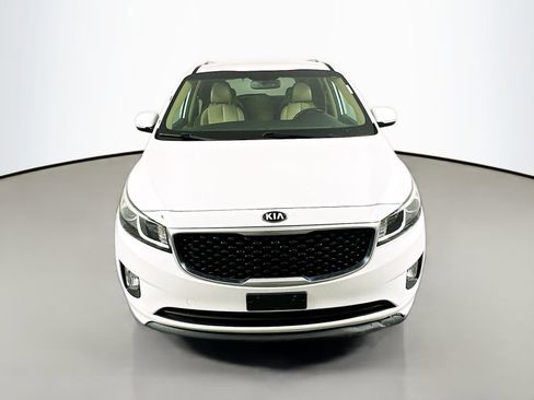 Used 2016 Kia Sedona EX FWD image 2