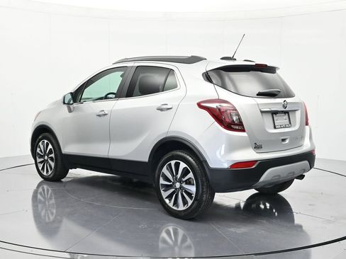 Used 2021 Buick Encore Preferred AWD/4WD image 7