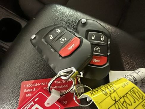 Used 2023 Jeep Wrangler Unlimited w/ Cold Weather Group AWD/4WD image 19