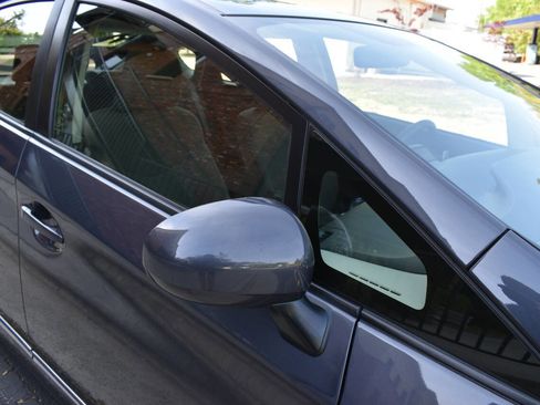 Used 2013 Toyota Prius Three image 37