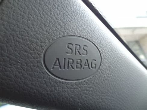 Used 2024 Toyota Camry SE FWD image 33