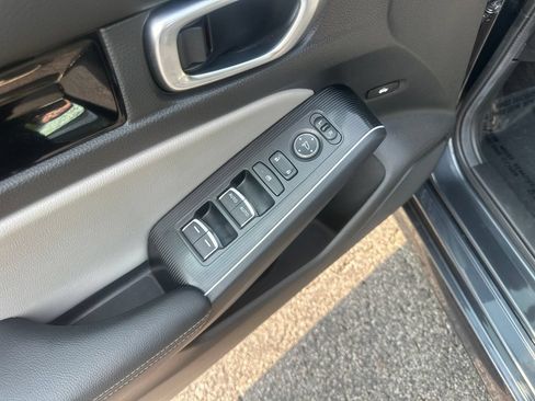 Certified 2025 Honda Civic Sport Touring image 13