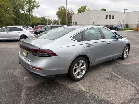 Used 2023 Honda Accord LX image 9
