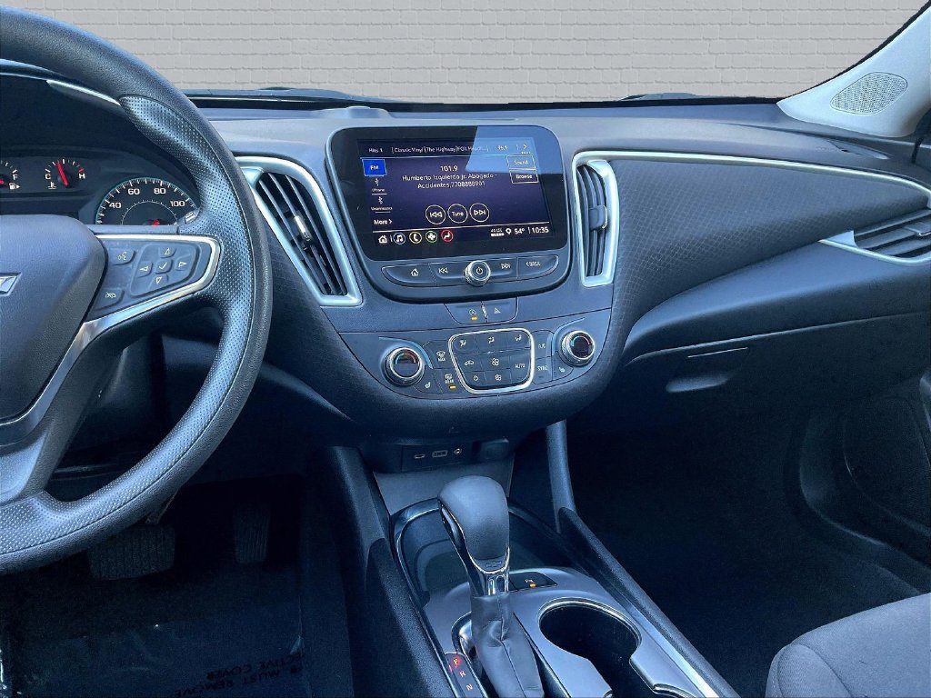Used 2024 Chevrolet Malibu LT FWD image 9