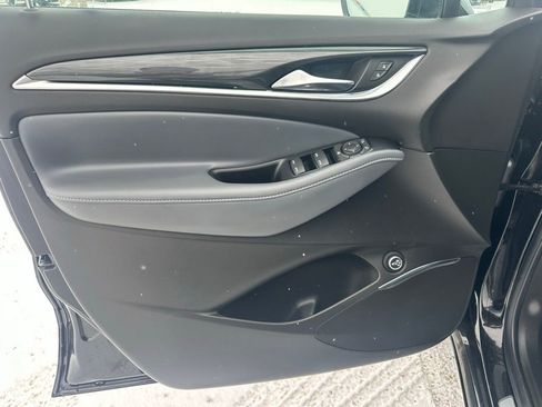 Used 2024 Buick Enclave Essence w/ Sport Touring Edition image 10