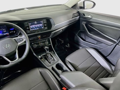 Used 2023 Volkswagen Jetta SE FWD image 23