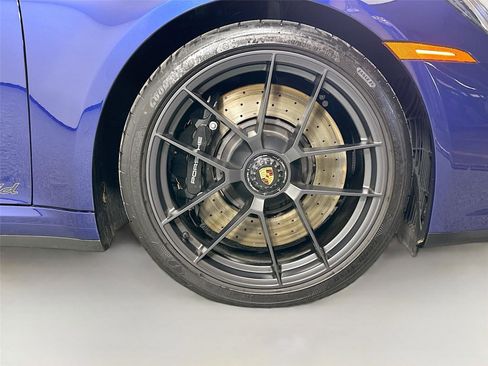 Certified 2025 Porsche 911 Targa 4 GTS AWD/4WD image 14