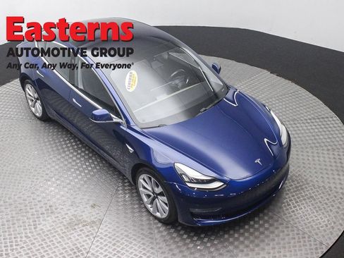 Used 2018 Tesla Model 3 Long Range RWD image 3