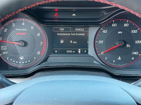 Used 2025 Chevrolet Trax RS w/ Driver Confidence Package FWD image 27