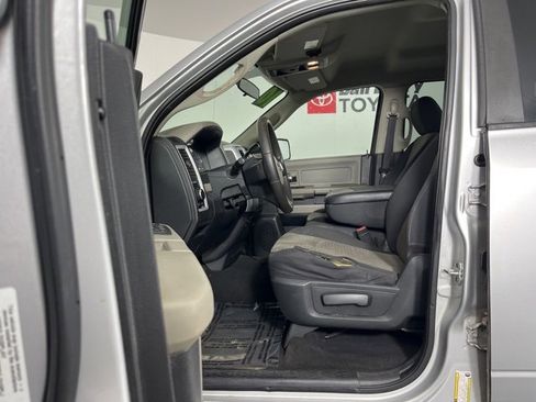 Used 2010 Dodge Ram 1500 Truck SLT image 3